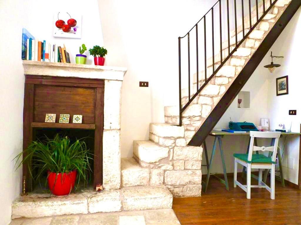 Antiche Mura Apartments "Nel Cuore Della Puglia"Bivani, Cucina, Terrazzo Turi Extérieur photo