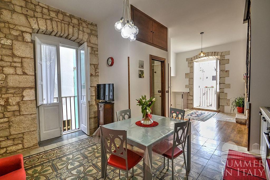 Antiche Mura Apartments "Nel Cuore Della Puglia"Bivani, Cucina, Terrazzo Turi Extérieur photo